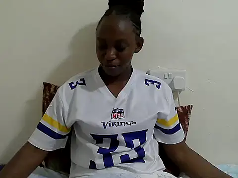 Snapshot of lizbela1 chatting on 26, 10, 2025 lizbela1 online show from 26, 10, 2025