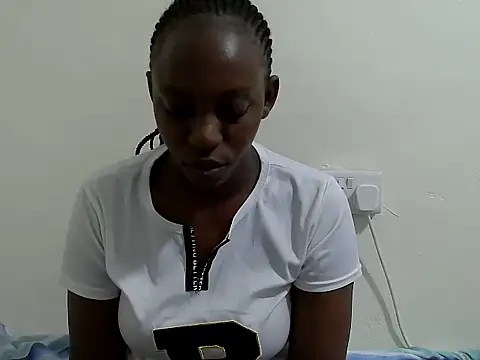 Snapshot of lizbela1 chatting on 15, 11, 2025 lizbela1 online show from 15, 11, 2025