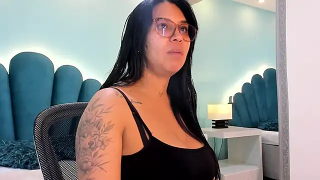 sharlott18 online show from 12, 11, 2025