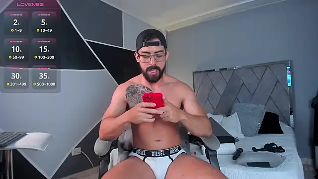 Markbrown online show from 25, 1, 2025