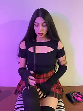 Felicia smok3 online show from 11, 2, 2026