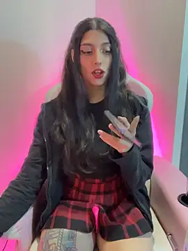 Snapshot of Felicia_smok3 chatting on 4, 5, 2026 Felicia smok3 online show from 4, 5, 2026