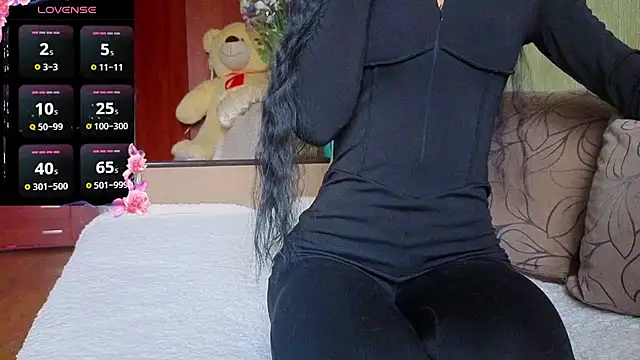 Snapshot of Miss_Flexi_fit chatting on 23, 12, 2025 Miss Flexi fit online show from 23, 12, 2025