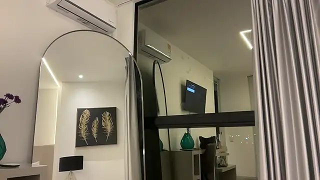 Snapshot of HOT_LADY_777 chatting on 30, 1, 2025 HOT LADY 777 online show from 30, 1, 2025