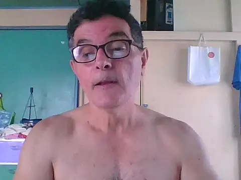 Snapshot of kavir-sebastien chatting on 8, 9, 2025 kavir-sebastien online show from 8, 9, 2025