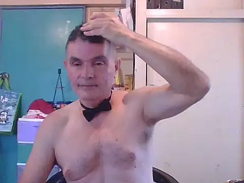 Snapshot of kavir-sebastien chatting on 4, 10, 2025 kavir-sebastien online show from 4, 10, 2025