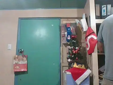 Snapshot of kavir-sebastien chatting on 18, 12, 2025 kavir-sebastien online show from 18, 12, 2025