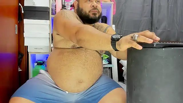 Latino bigcock online show from 1, 2, 2025