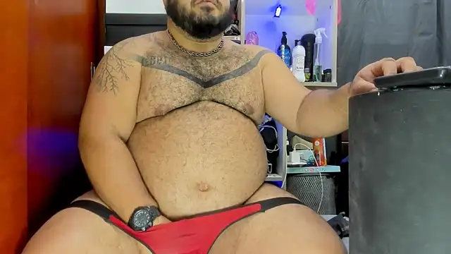 Latino bigcock online show from 11, 2, 2025
