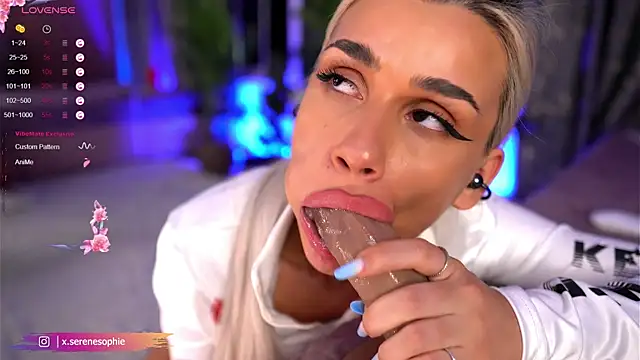 Serene Sophiex online show from 5, 2, 2025