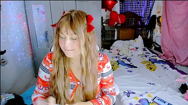 Snapshot of SofiaOlivares chatting on 3, 12, 2025 SofiaOlivares online show from 3, 12, 2025