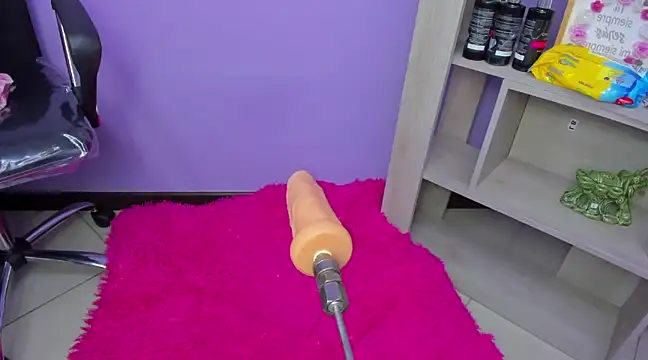 HornySlut69  online show from 27, 12, 2024