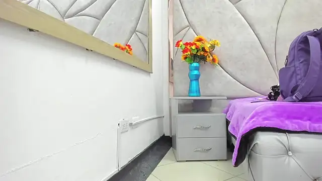 HornySlut69  online show from 4, 12, 2025