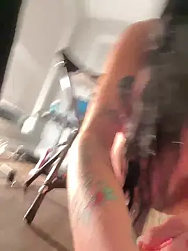 Snapshot of bestorbetter chatting on 4, 3, 2025 bestorbetter online show from 4, 3, 2025