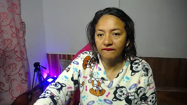 daleska ayala 1 online show from 1, 3, 2025