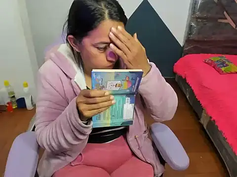 daleska ayala 1 online show from 22, 9, 2025