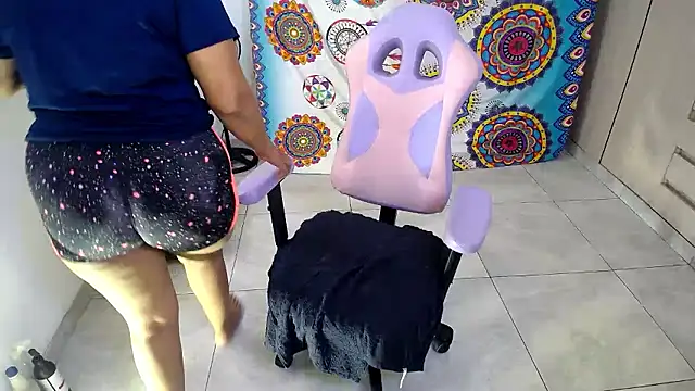 Snapshot of daleska_ayala_1 chatting on 9, 1, 2026 daleska ayala 1 online show from 9, 1, 2026