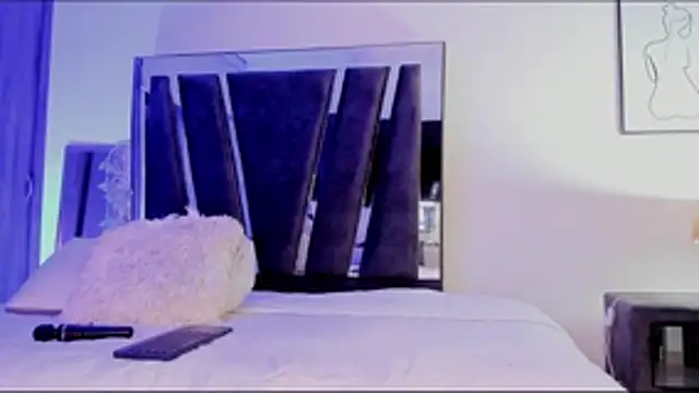 HollyEvanz online show from 14, 1, 2026