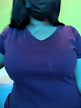 Snapshot of lovely_zara chatting on 16, 12, 2024 lovely zara online show from 16, 12, 2024