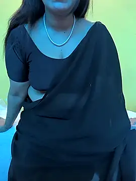 Snapshot of lovely_zara chatting on 17, 2, 2025 lovely zara online show from 17, 2, 2025