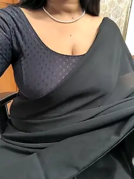 Snapshot of lovely_zara chatting on 17, 2, 2025 lovely zara online show from 17, 2, 2025