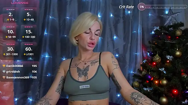 Snapshot of angel_devil_forever chatting on 10, 1, 2025 angel devil forever online show from 10, 1, 2025