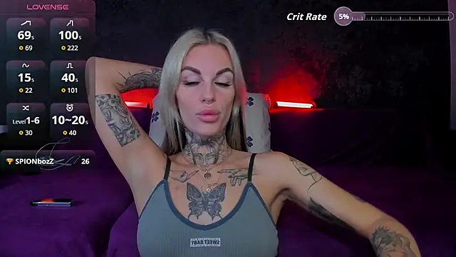 Snapshot of angel_devil_forever chatting on 19, 9, 2025 angel devil forever online show from 19, 9, 2025