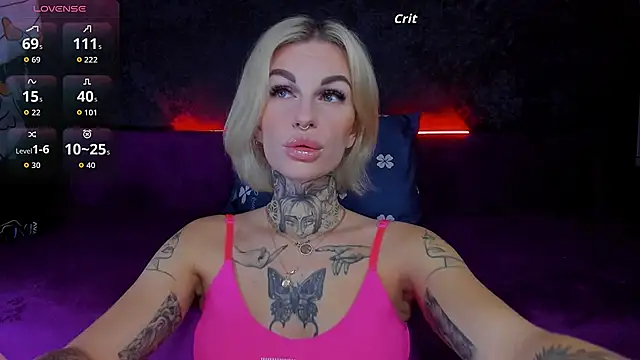 Snapshot of angel_devil_forever chatting on 15, 11, 2025 angel devil forever online show from 15, 11, 2025