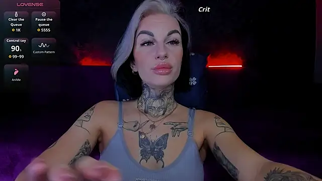 Snapshot of angel_devil_forever chatting on 19, 11, 2025 angel devil forever online show from 19, 11, 2025