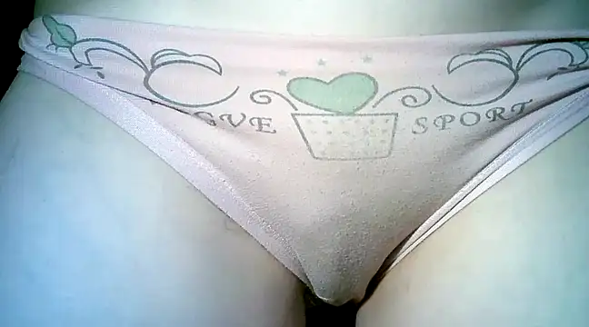 Snapshot of VikkyVikiss chatting on 19, 3, 2025 VikkyVikiss online show from 19, 3, 2025