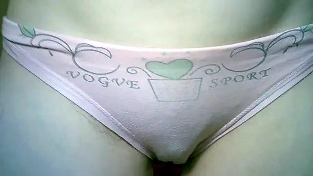 Snapshot of VikkyVikiss chatting on 25, 9, 2025 VikkyVikiss online show from 25, 9, 2025