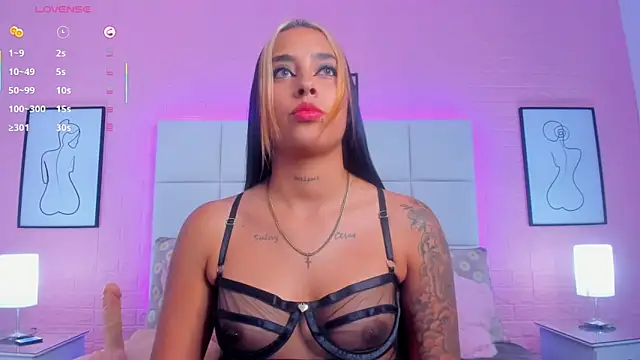 Snapshot of charlotte_kisss chatting on 16, 5, 2026 charlotte kisss online show from 16, 5, 2026