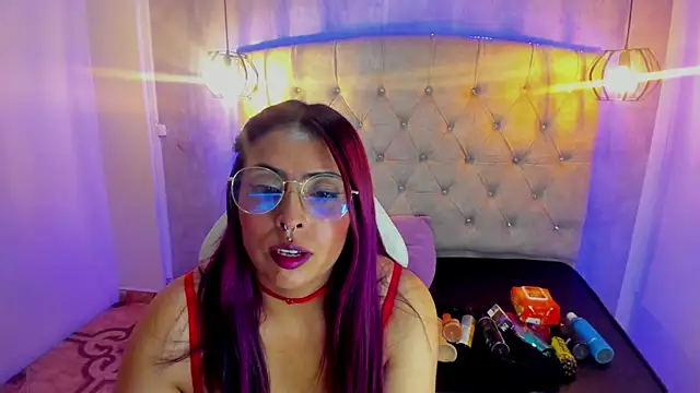 Alice Laurentt online show from 9, 2, 2025