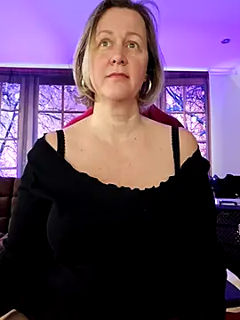 Snapshot of MarleneBloem chatting on 22, 2, 2025 MarleneBloem online show from 22, 2, 2025