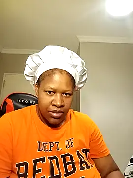 bustylisa1983 online show from 25, 2, 2025