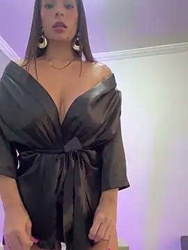 Mau White online show from 4, 12, 2024