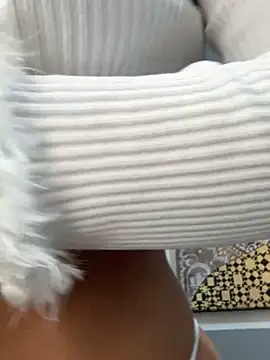 Mau White online show from 8, 12, 2024