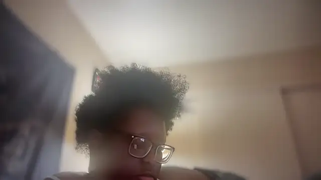 Yagurl  west online show from 16, 2, 2025