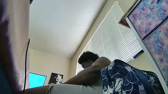 Yagurl  west online show from 21, 2, 2025