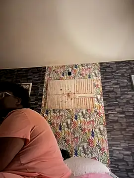 Yagurl  west online show from 2, 12, 2025