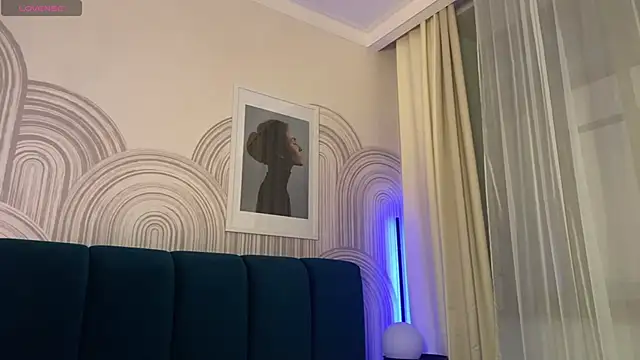 viviann evans online show from 30, 3, 2026