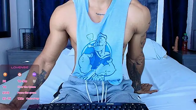 Snapshot of Manolo_Hot1 chatting on 13, 2, 2025 Manolo Hot1 online show from 13, 2, 2025