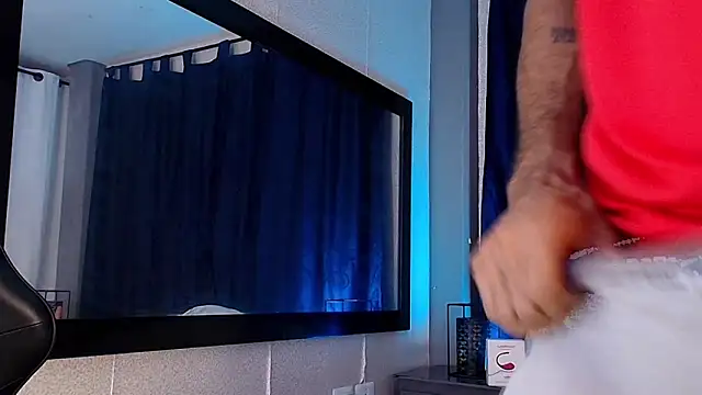 Snapshot of Manolo_Hot1 chatting on 3, 3, 2025 Manolo Hot1 online show from 3, 3, 2025