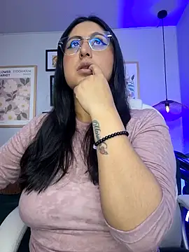 Snapshot of Amber_gold_ chatting on 14, 2, 2025 Amber gold online show from 14, 2, 2025