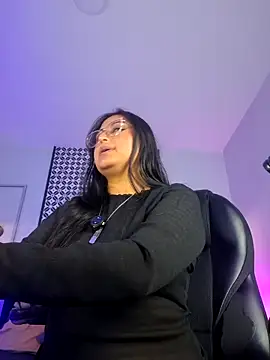 Amber gold  online show from 3, 6, 2026