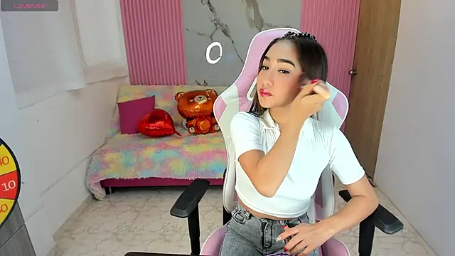 Snapshot of Abby15_ chatting on 25, 2, 2025 Abby15 online show from 25, 2, 2025