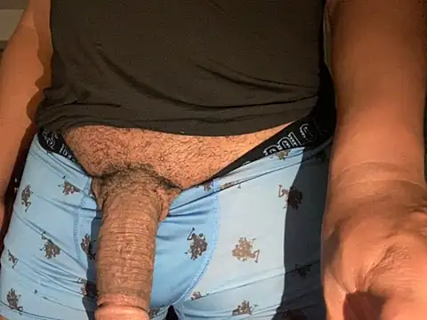 Snapshot of ThickDick_Daddy chatting on 19, 10, 2025 ThickDick Daddy online show from 19, 10, 2025