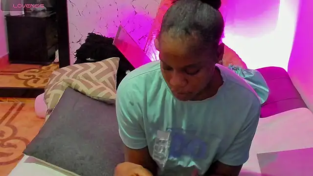 charis hill online show from 15, 12, 2025