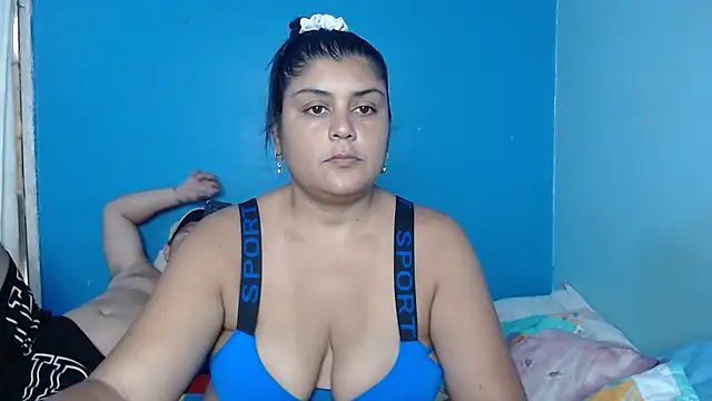 Snapshot of AlyDenalioficial chatting on 4, 2, 2025 AlyDenalioficial online show from 4, 2, 2025