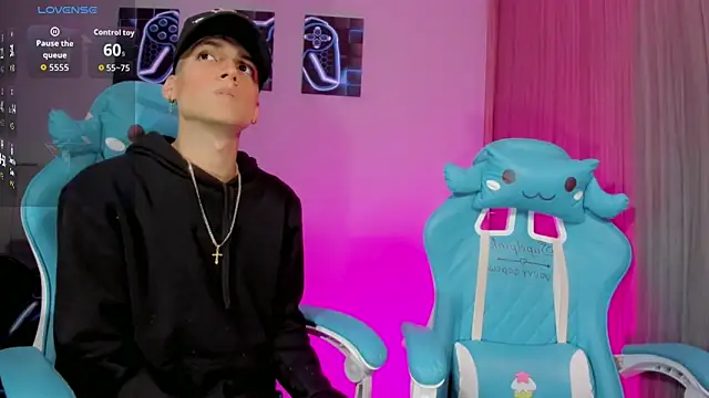 Snapshot of jake_and_joaquin chatting on 27, 9, 2025 jake and joaquin online show from 27, 9, 2025